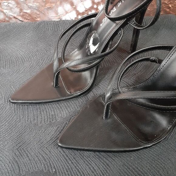NWT Public Desire Faux Leather Strappy Stilettos - Picture 8 of 15